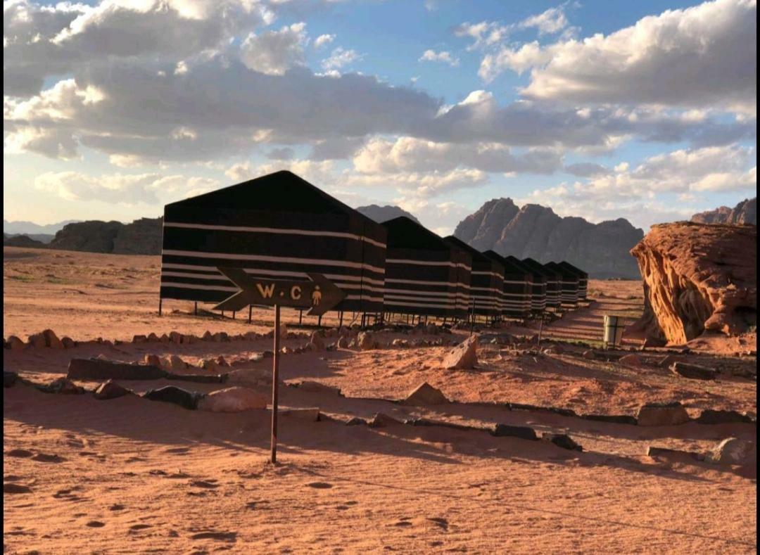 Wadi Rum Moon Camp Exterior photo