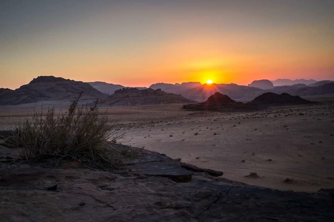 Wadi Rum Moon Camp Exterior photo
